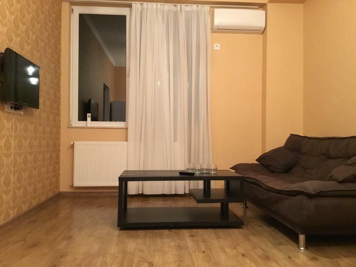 Welcome Генацвале))) Tiflis Dış mekan fotoğraf